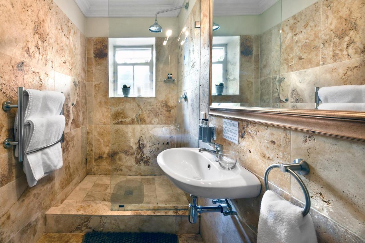 Auberge Daniella Franschhoek Bagian luar foto