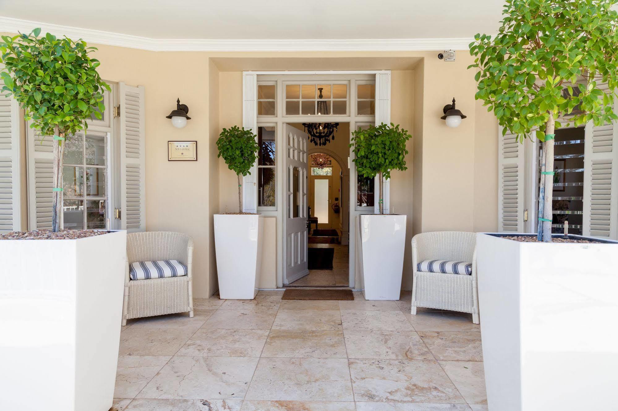 Auberge Daniella Franschhoek Bagian luar foto