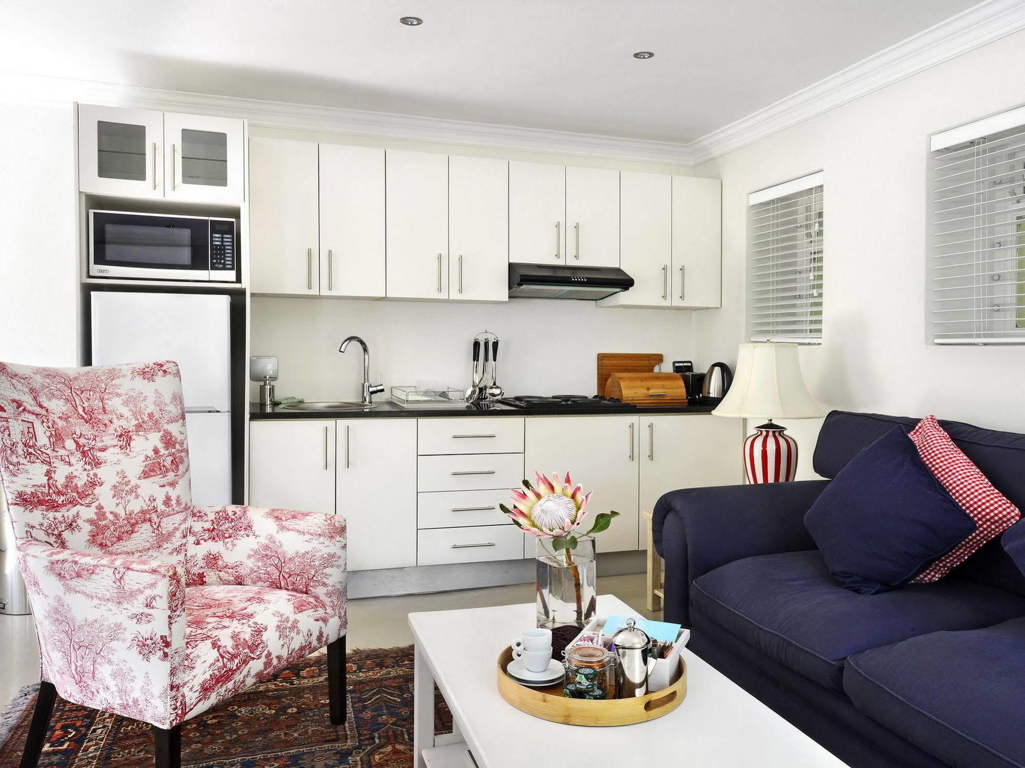 Auberge Daniella Franschhoek Bagian luar foto